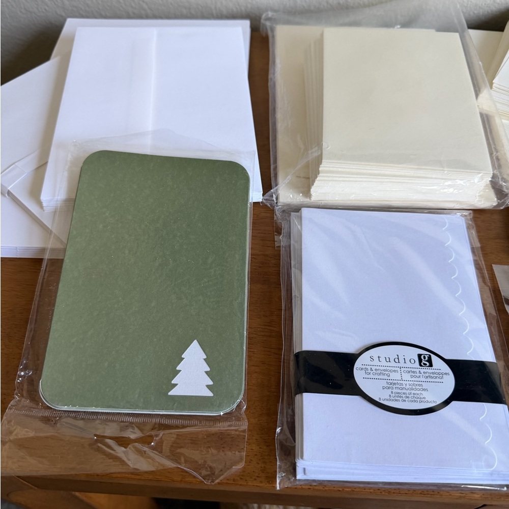 Assorted White and Cream Stationery Sets - Picture 3 of 6